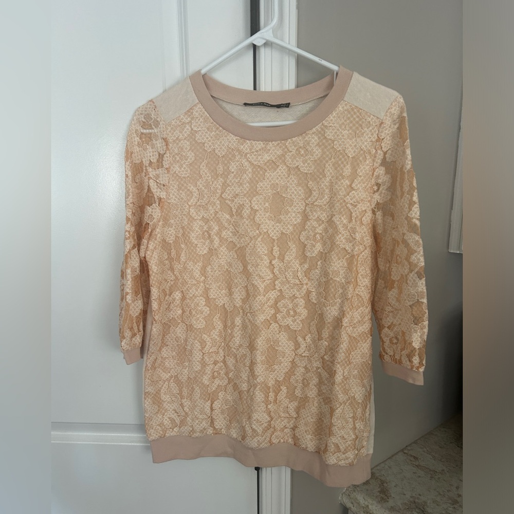 Doe & Rae Lace Top Short Sleeve Small